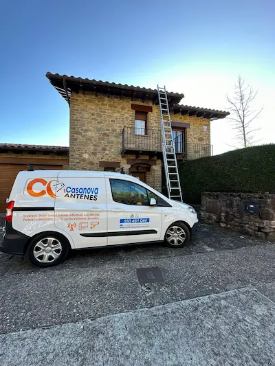 instal·lacio d'antenes